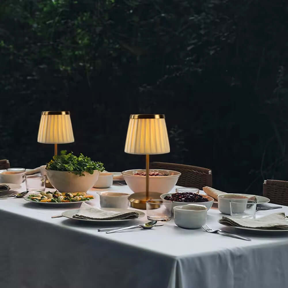 Elegant bordlampe med klassisk stil