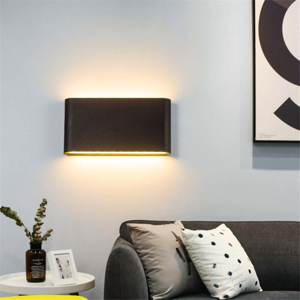Moderni LED-ulkoseinävalaisin, vesitiivis, ylös-alas-valaistus