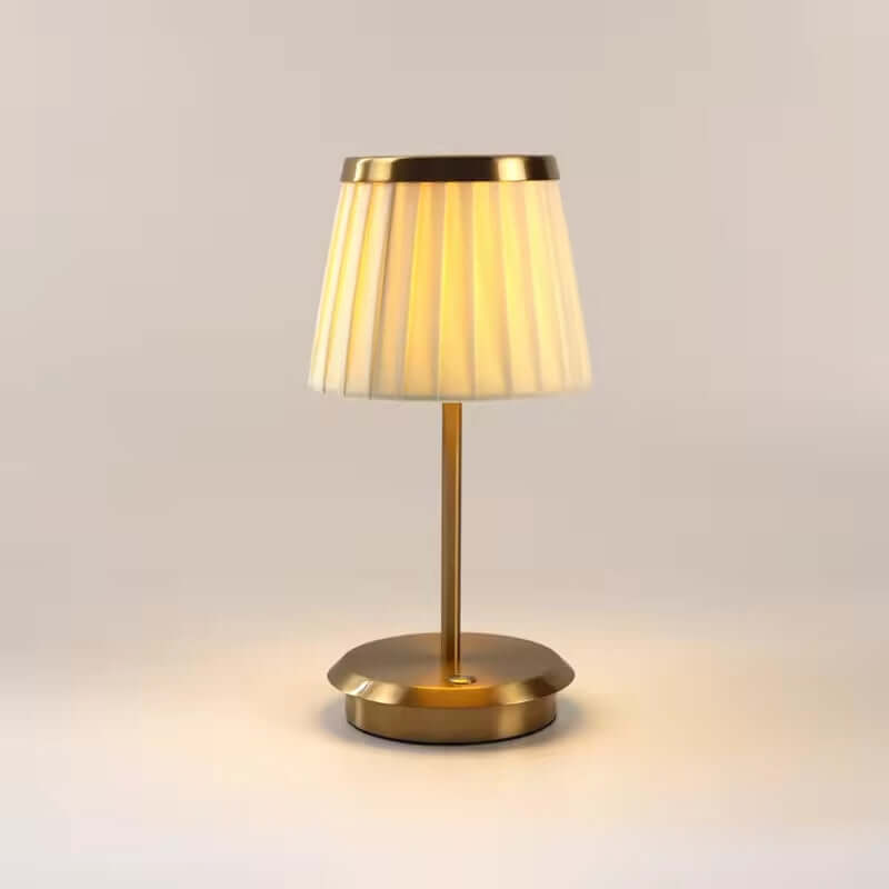 Elegant bordlampe med klassisk stil