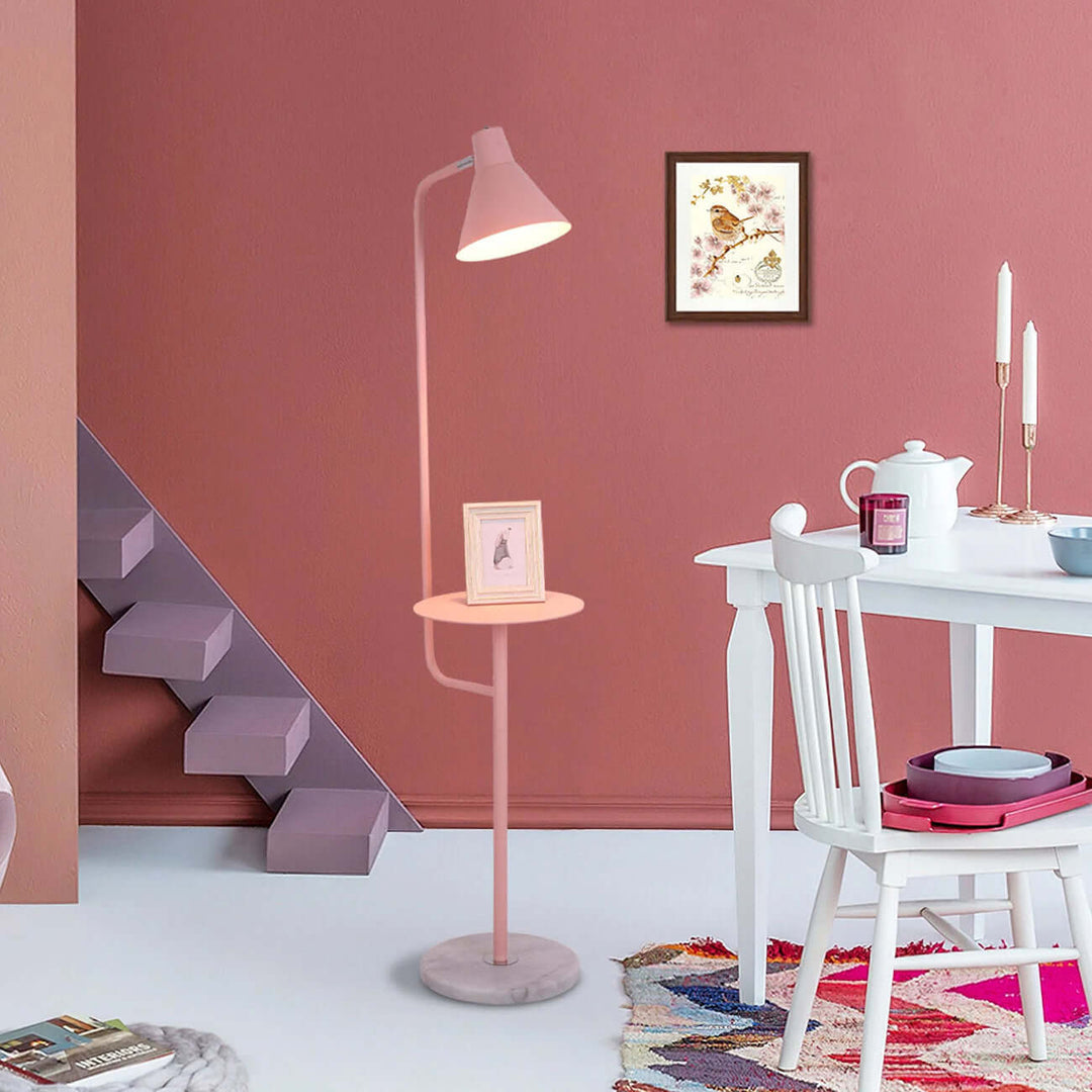 Moderne Gulvlampe med Bord