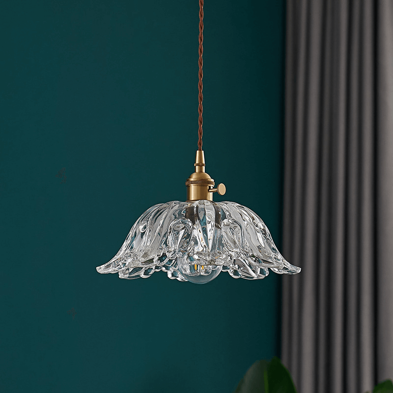 Pendellampe / Loftlampe med Metalldetaljer