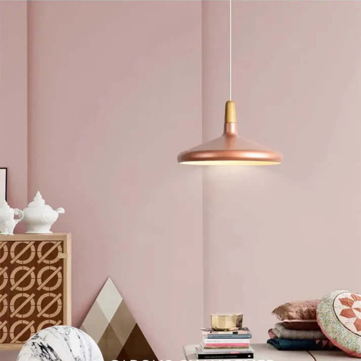 Moderne konisk metal pendellampe