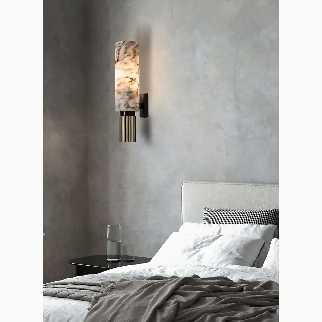 Varm og hyggelig belysning fra marmor lampe