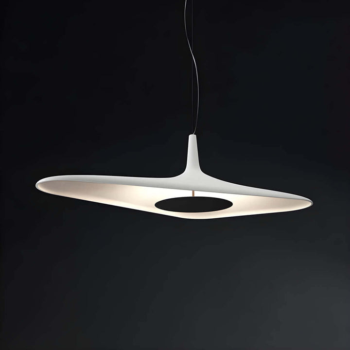 Detalje af unik loftlampe