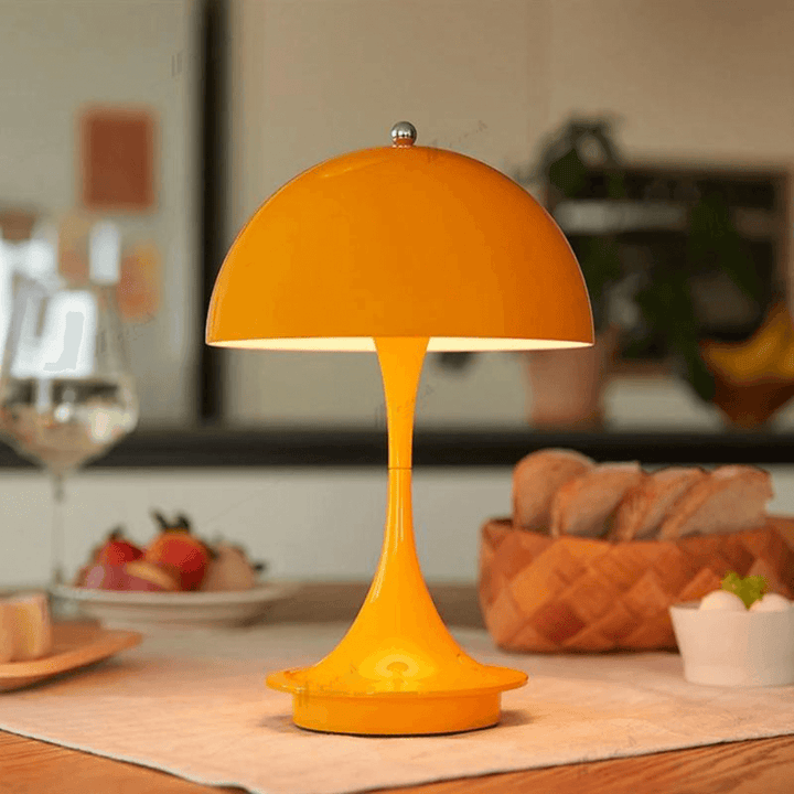 Moderne bordlampe med dæmpning