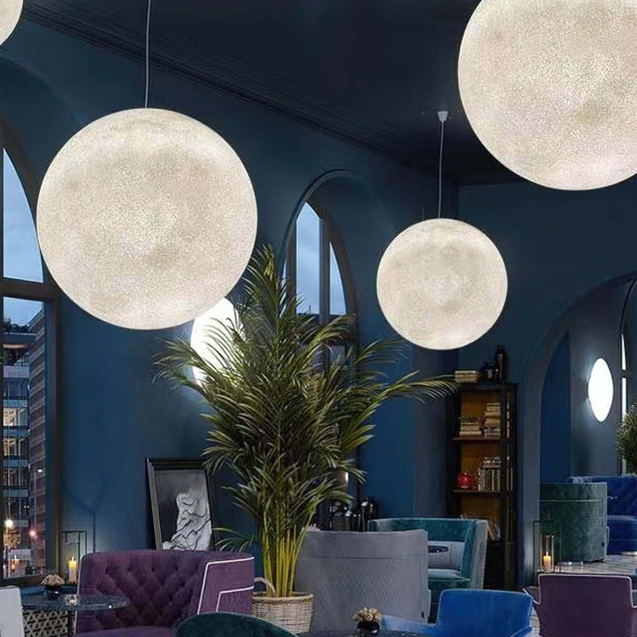 Unik måne loftlampe med integreret LED