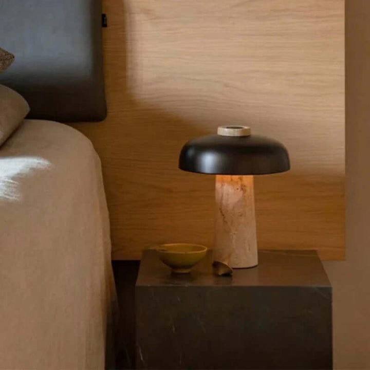 Travertin bordlampe naturlig
