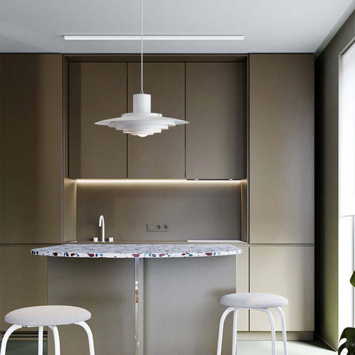 Moderne pendellampe i aluminium, skandinavisk design