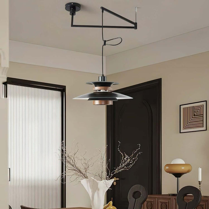 Moderne pendellampe med svingarm