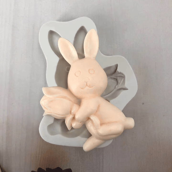 3D pääsiäisleivonnaiset silikonimuotit pupun ja muna muotoja, värikäs silikonimateriaali, persoonallinen leivonta.