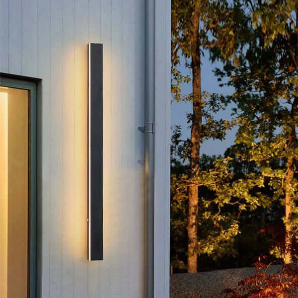 Moderne LED væglampe med kantdesign