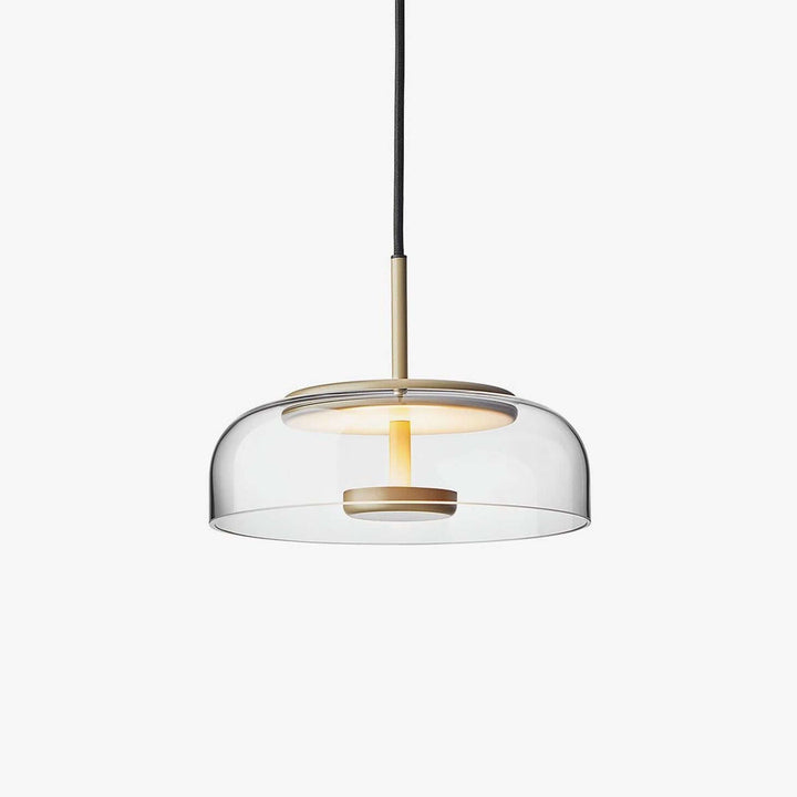 Moderne pendellampe installeret i indretning