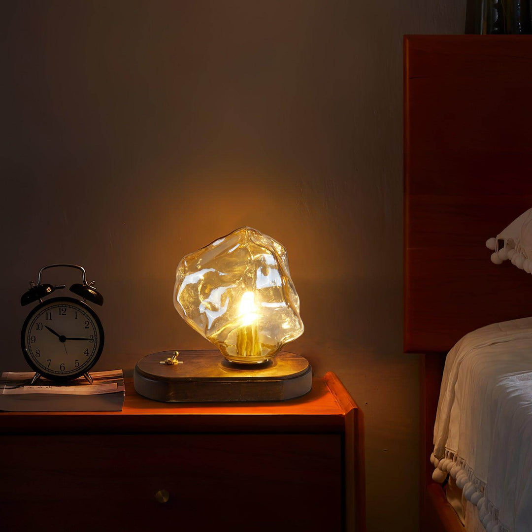 Isstensk design glasbordlampe detaljer