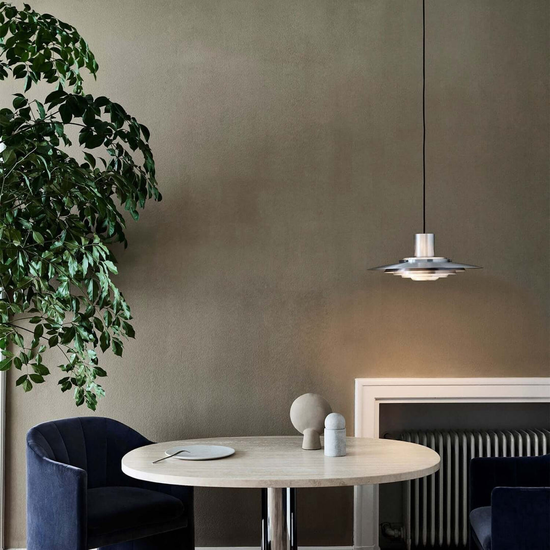 Moderne pendellampe i aluminium, skandinavisk design