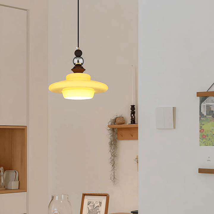 Middelalderlig Beige Glas Pendel Lampe
