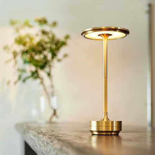 Moderne LED-bordlampe