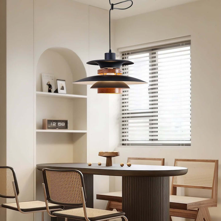 Moderne pendellampe med svingarm