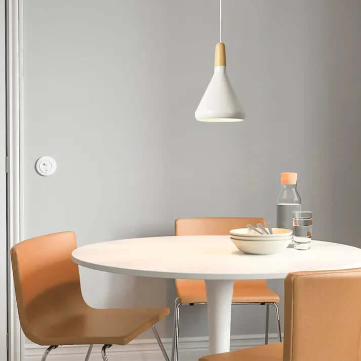 Moderne konisk metal pendellampe