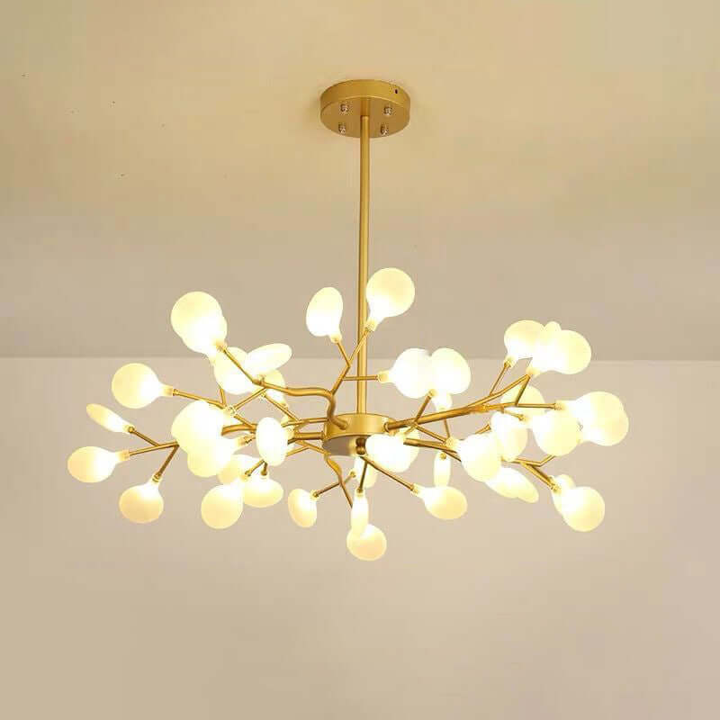 Detalje af moderne LED-hængelampe i stjerneform