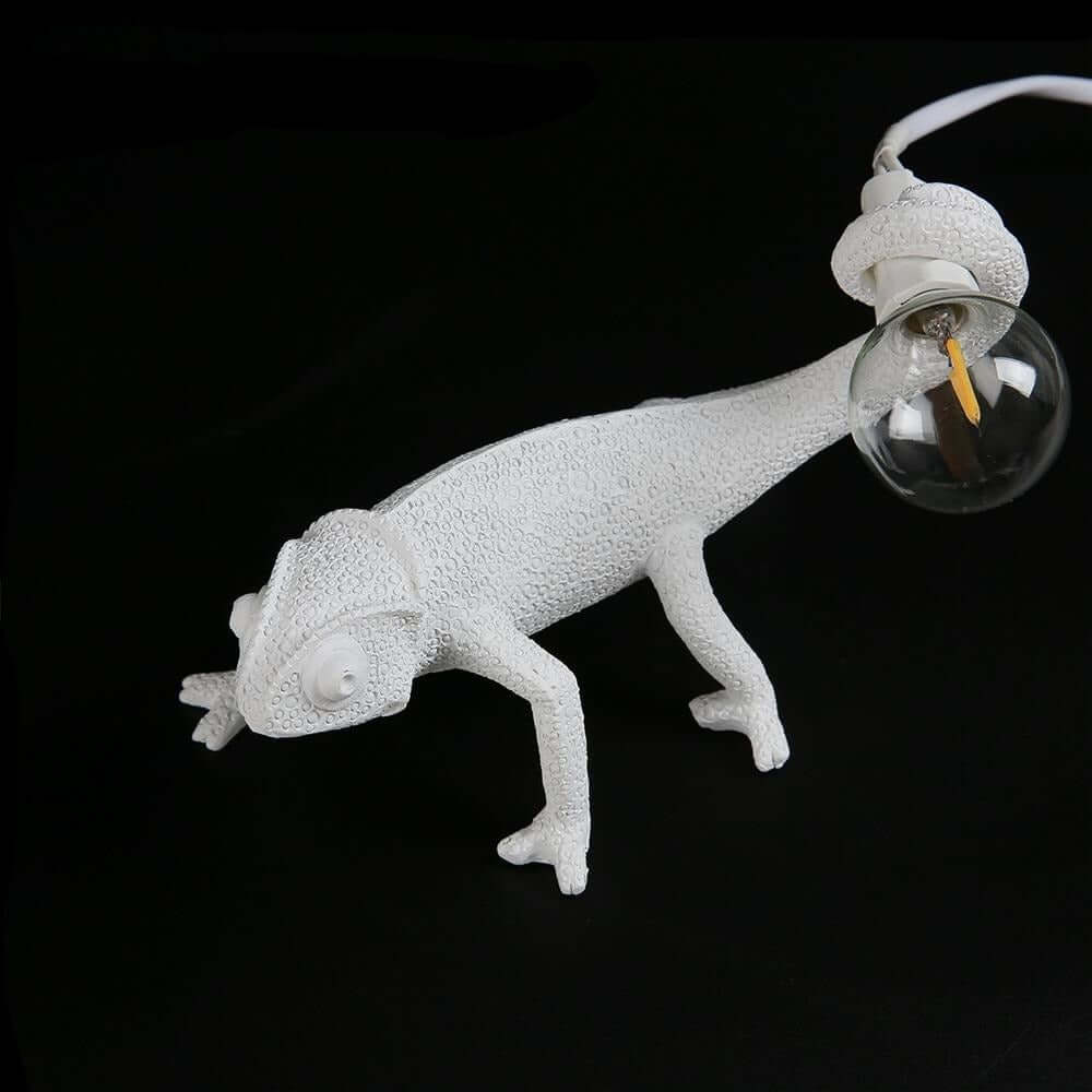 Moderne firbens-bordlampe i harpiks