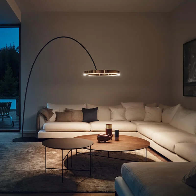 Elegantti LED-lattiavalaisin