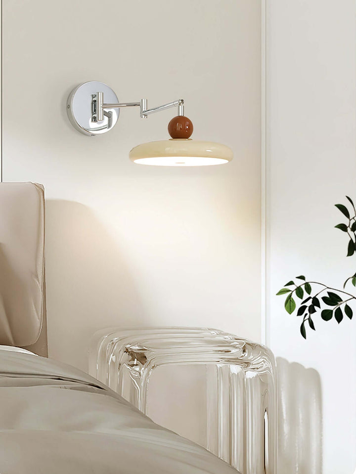 Säädettävä Art Deco -seinävalaisin Lola
