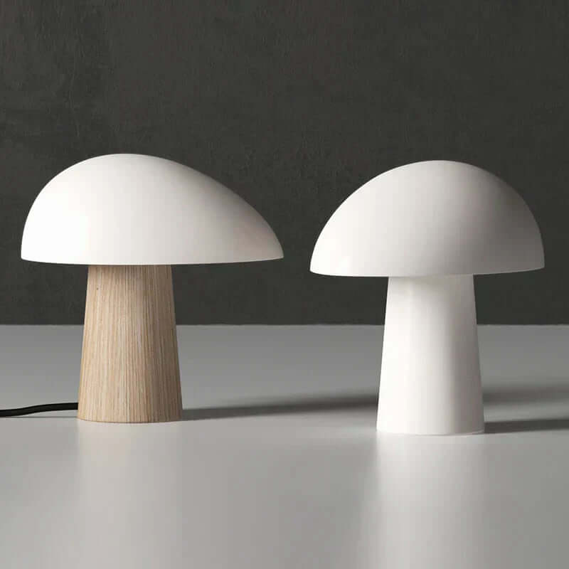 Moderne bordlampe med skandinavisk design