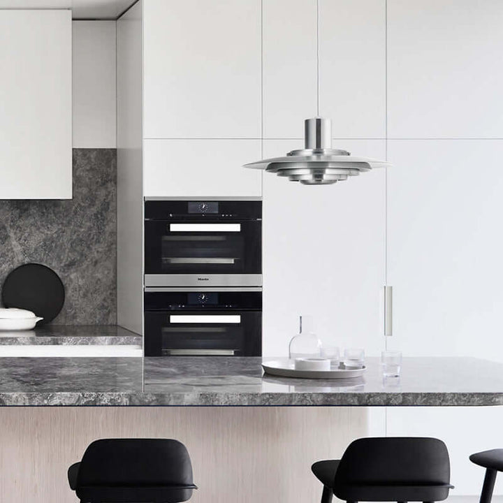 Moderne pendellampe i aluminium, skandinavisk design