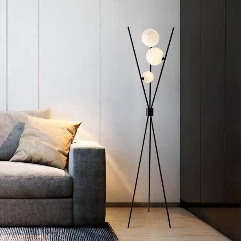 Moderne LED bord- og gulvlampe