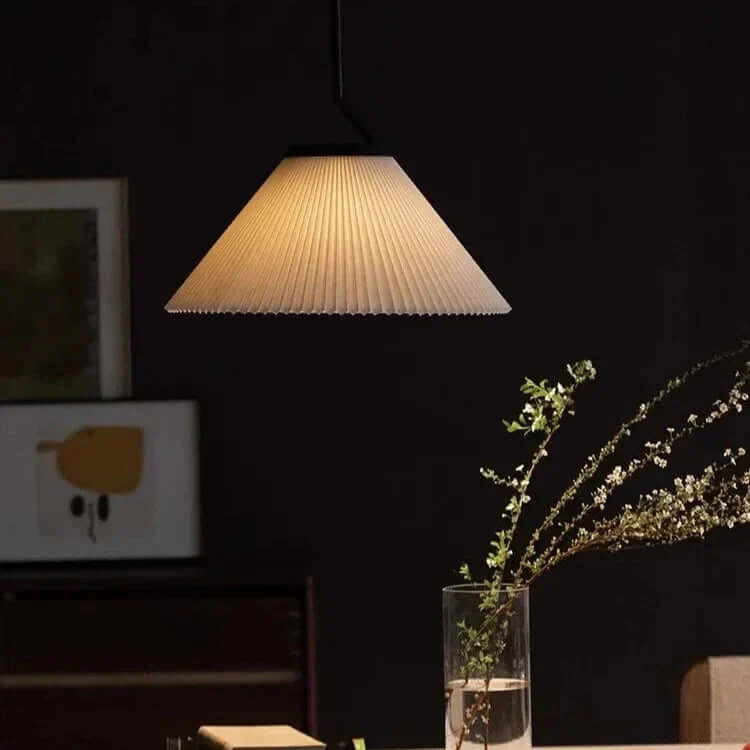 Nordisk Rynket Creme Pendel Lampe