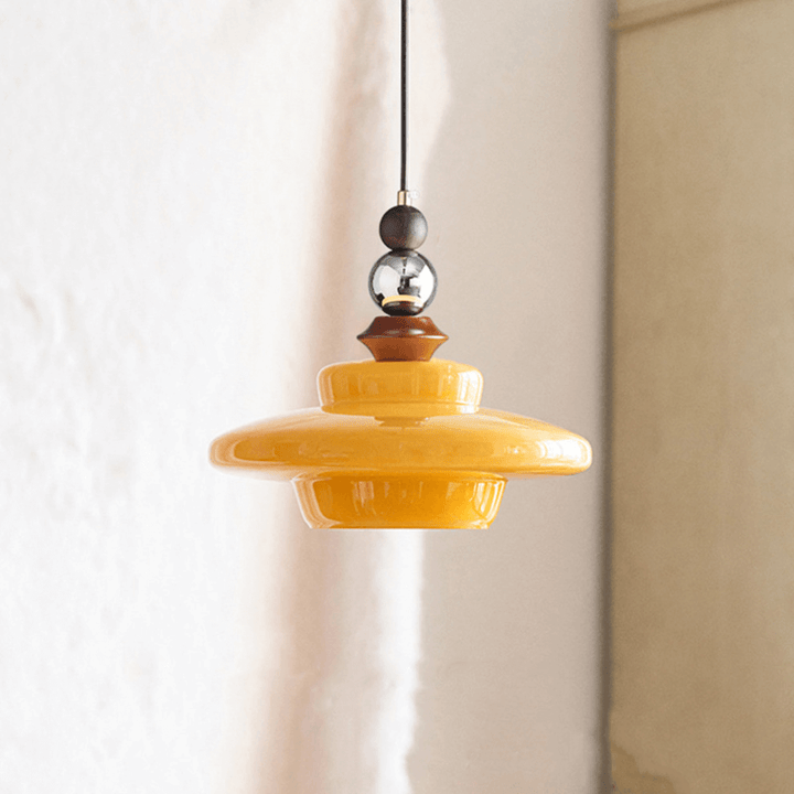 Middelalderlig Beige Glas Pendel Lampe