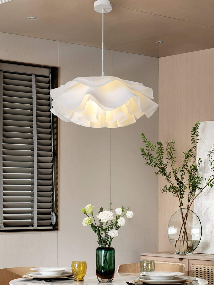 Hvid blomster loftslampe