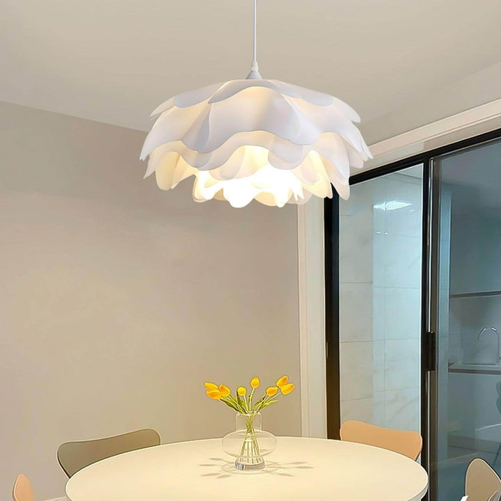Hvid blomster loftslampe