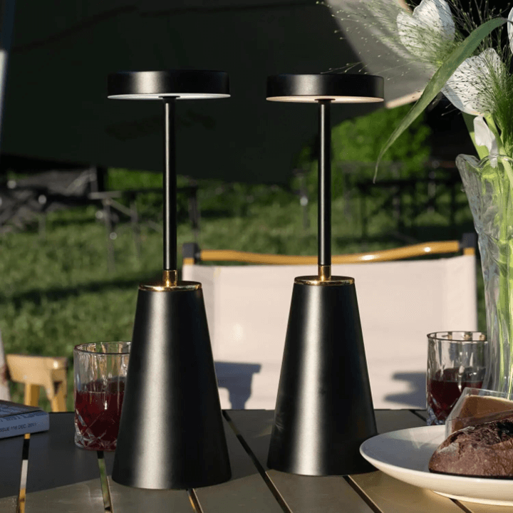 Moderne Trådløs Bordlampe i Grå