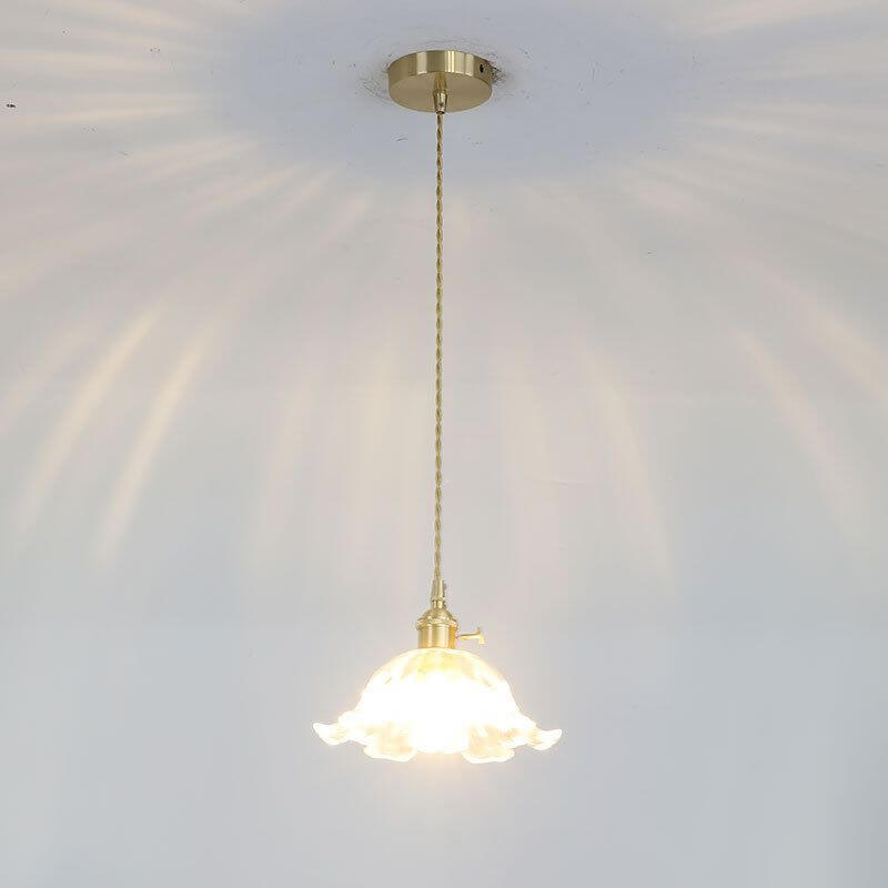 Blomsterformet industriel glas pendel i guld