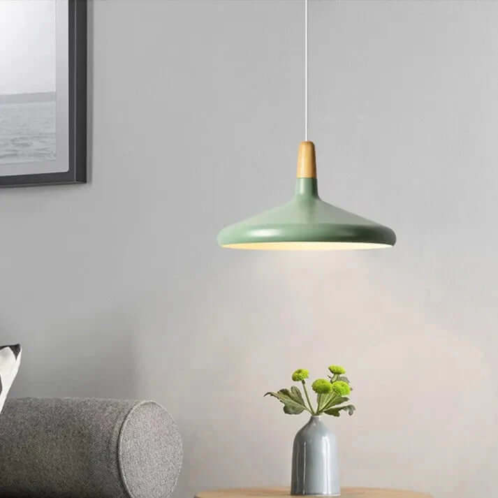 Moderne konisk metal pendellampe