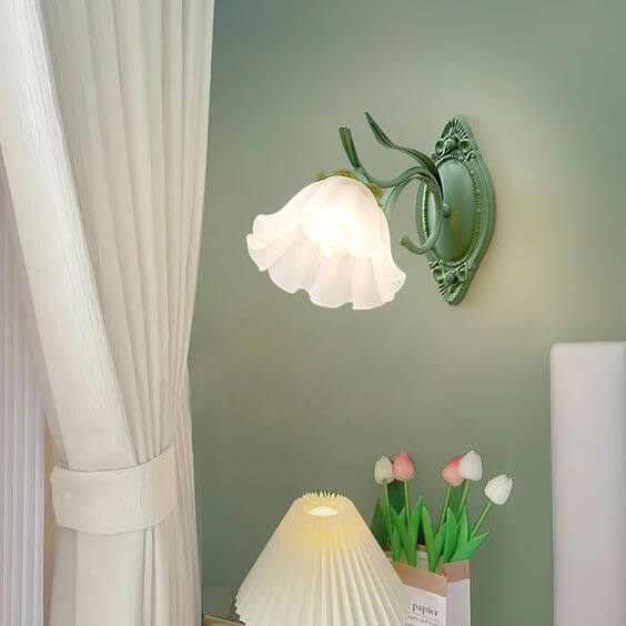 Blomstervæglampe