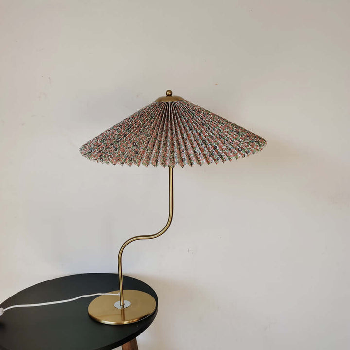 Stilfuld Bordlampe - Unikt Indretningslys