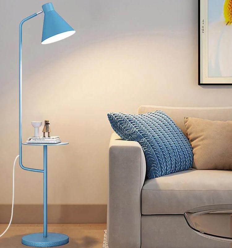 Moderne Gulvlampe med Bord