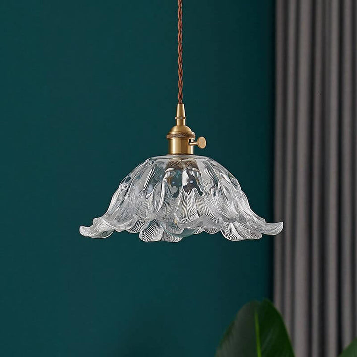 Blomsterformet industriel glas pendel i guld
