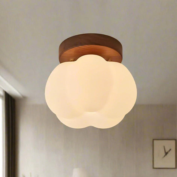 Hyggelig pæreformet loftslampe