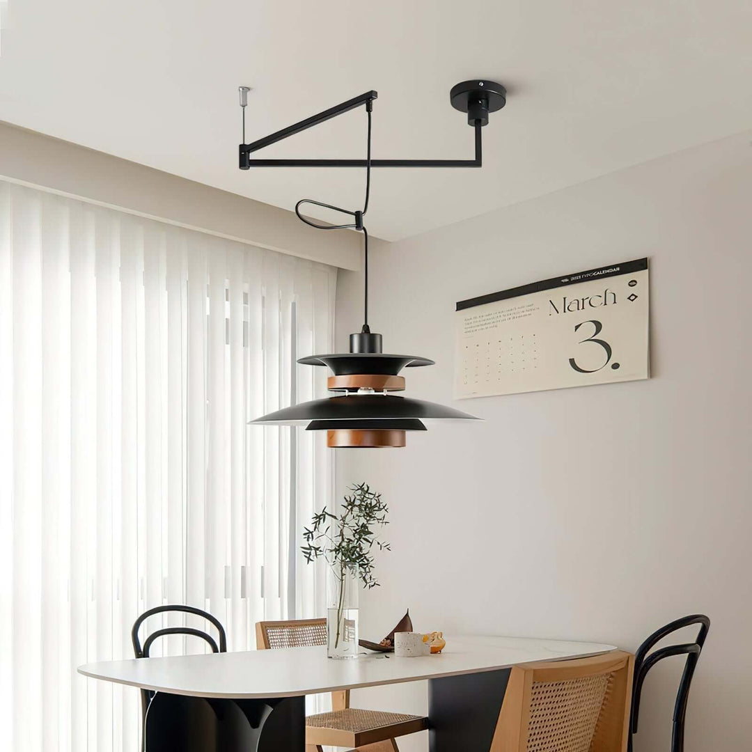 Moderne pendellampe med svingarm