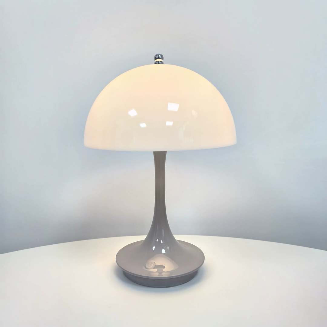 Moderni LED-pöytävalaisin, langaton ja himmennettävä