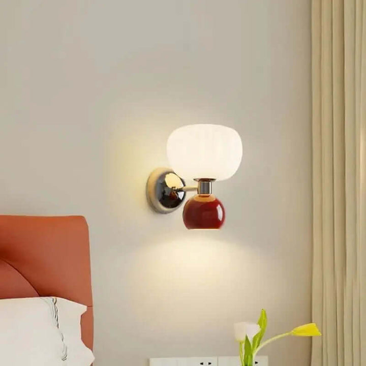 Moderne creme-farvet LED-væglampe