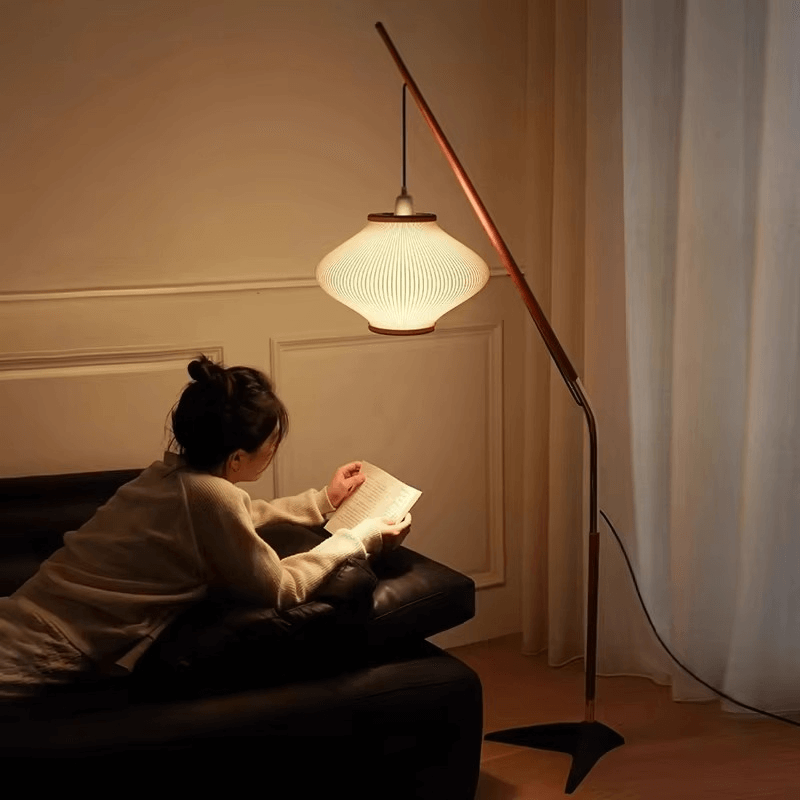Middelaldergulvlampe - Skab stemning i dit hjem