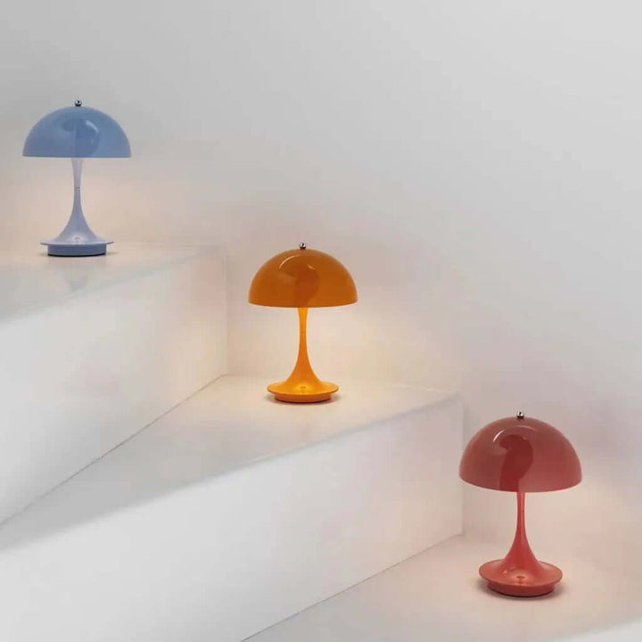 Moderne bordlampe med dæmpningsfunktion