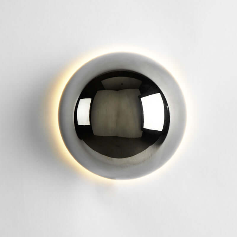 Keskiaikainen Bauhaus-seinävalaisin - Tyylikäs tunnelmanluoja