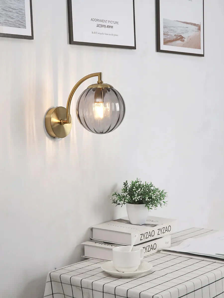 Elegant LED glasvæglampe – stilfuld indendørs belysning