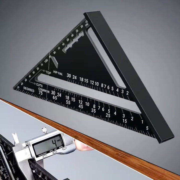 Aluminiums lineale til træarbejde, 7/12 tommer, med tydelige markeringer og robust konstruktion til måling.