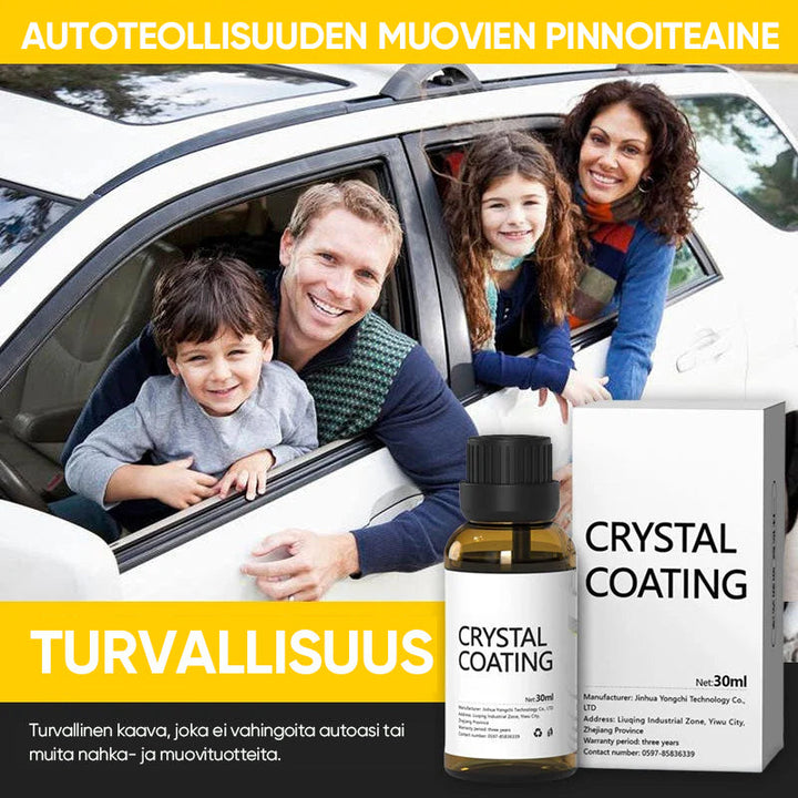 Auton muovipinnoiteaine suojaa ja kirkastaa muoviosia estäen haalistumisen, kuvassa tuote levitettynä auton osalle.